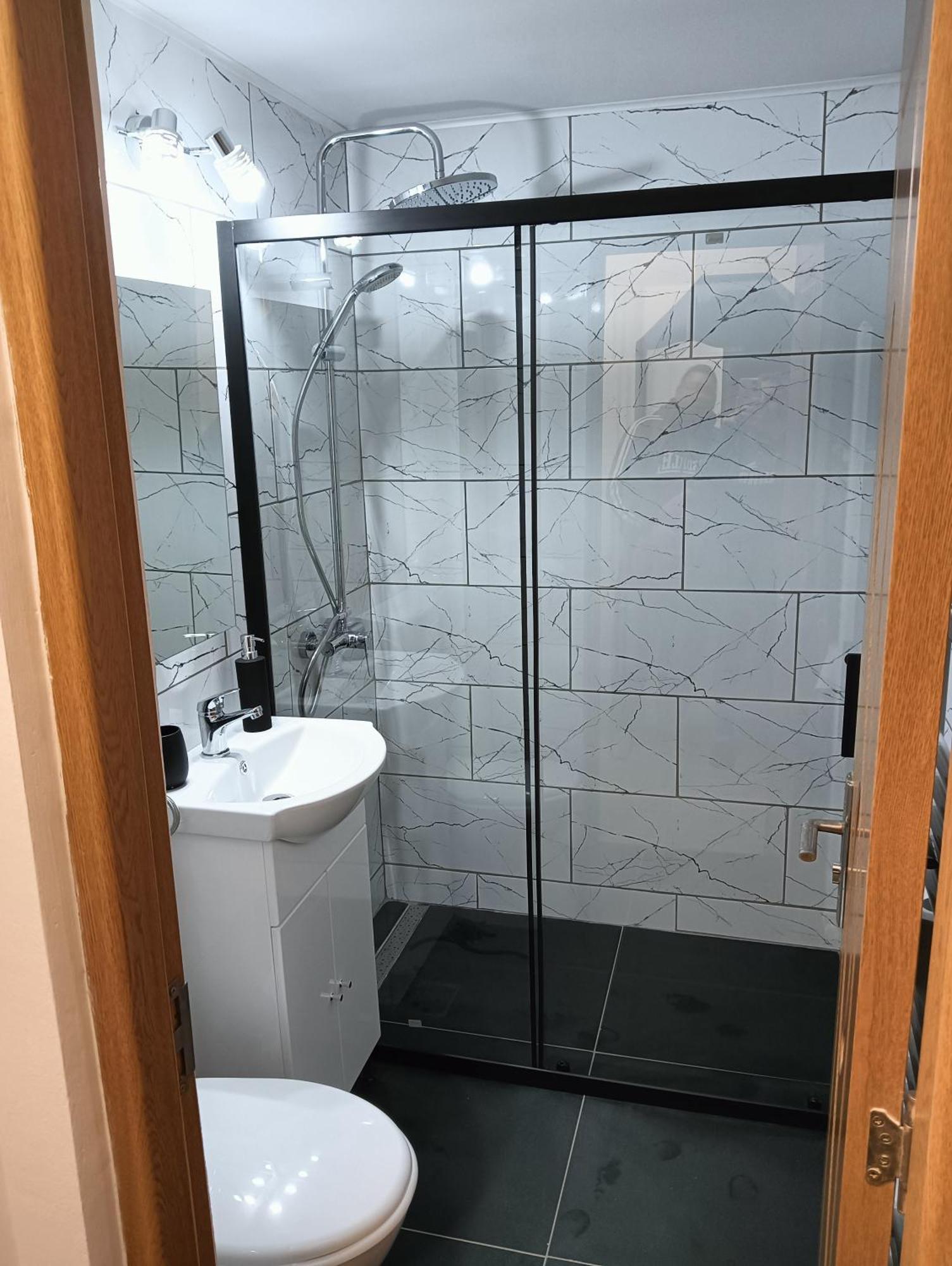 Apartament Hd2 Хунедоара Екстер'єр фото