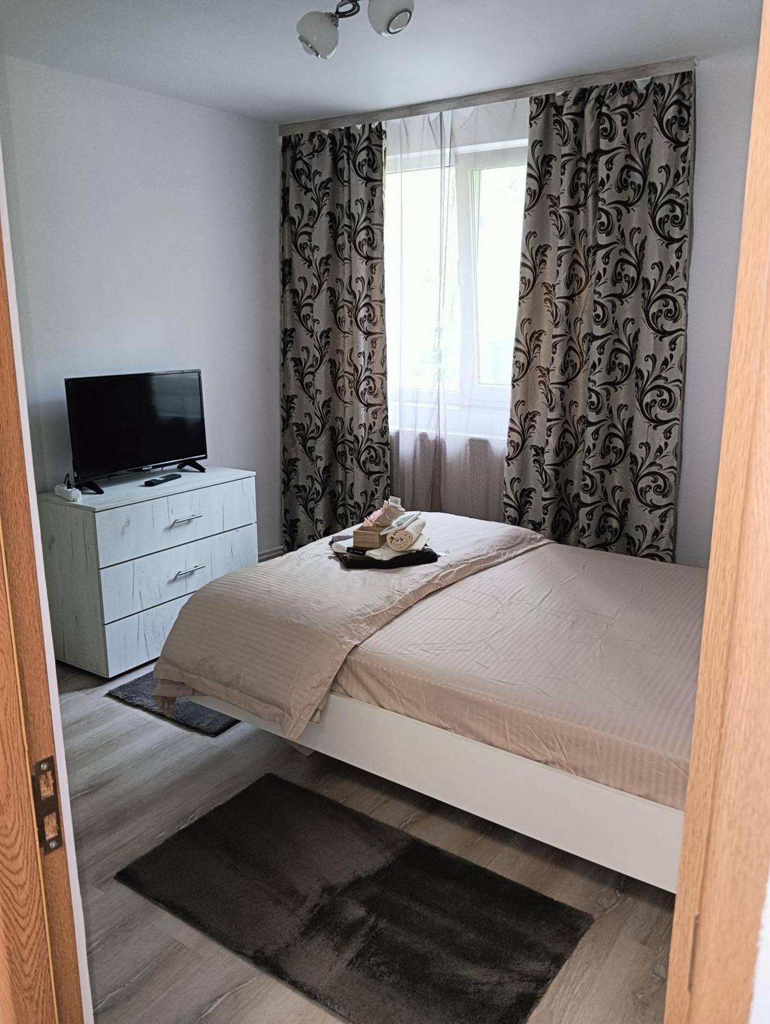 Apartament Hd2 Хунедоара Екстер'єр фото